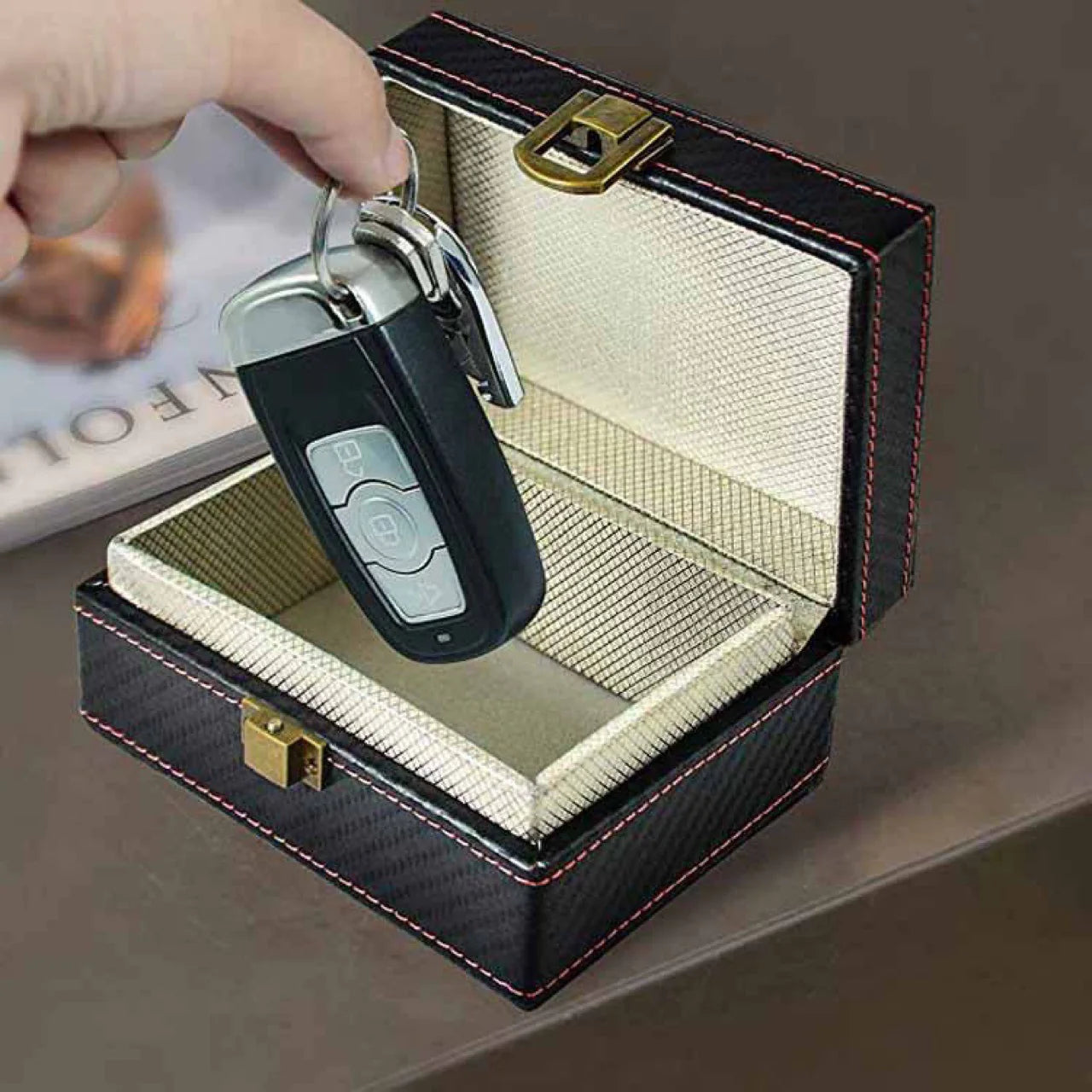 Anti-Radiation Key Signal Blocker